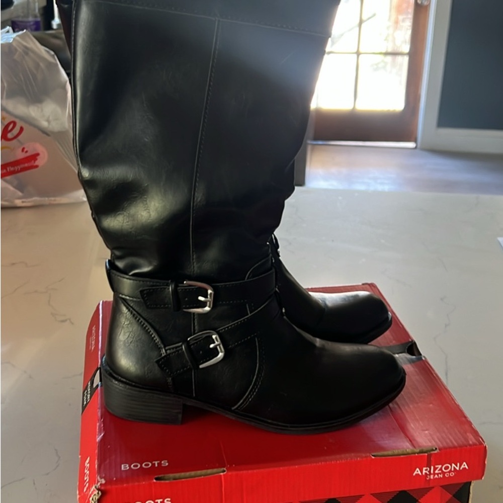 Arizona Jean Company Women's Black Heeled Boots